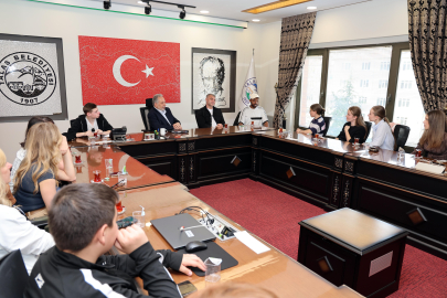 Çekya’dan Talas’a yeşil enerji köprüsü! Gençlerin tarihi sokaklara ilgisi dikkat çekti