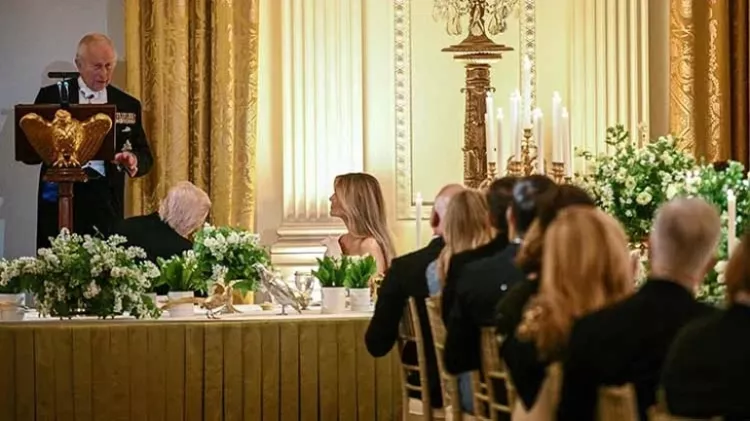 Kral Charles’tan ABD’de diplomatik mizah rüzgarı Trump’a Fransızca ve 1814 göndermesi 2