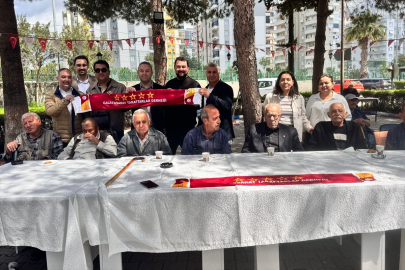 Adana Galatasaray Taraftarlar Derneği’nden huzurevine anlamlı ziyaret: Hem bakım hem sağlık taraması yaptılar!