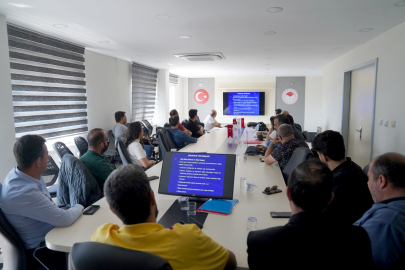 Kurban Bayramı öncesi veterinerlere özel 'hastalık ve numune' eğitimi