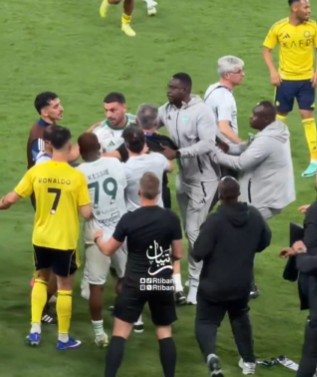 RONALDO TARİHE GEÇMEYE YAKLAŞTI