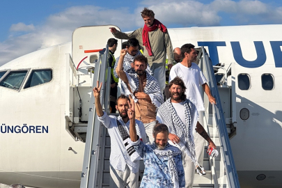 Küresel Sumud Filosu'nda alıkonulan Türk vatandaşları İstanbul'a dönüyor