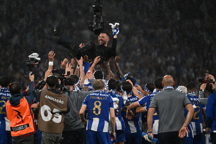 Porto Portekiz Süper Ligi'nde şampiyonluğunu ilan etti 2