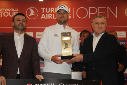 Turnuvada İsveçli sporcu Mikael Lindberg, eksi 10 vuruşla birinciliği elde etti