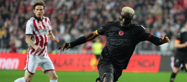 OSİMHEN'DEN MAÇ SONU ÖZELEŞTİRİSİ: