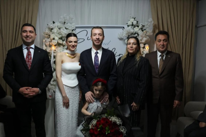 Ceyhan Belediye Başkanı Kadir Aydar nişanlandı
