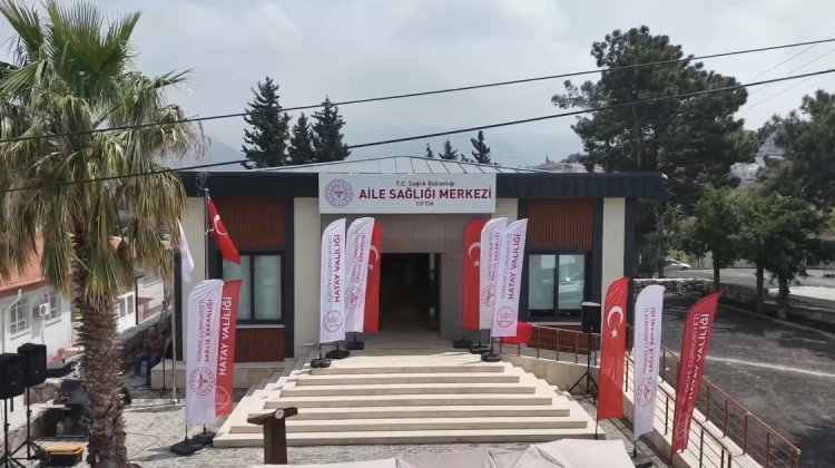 Hatay Belen'de aile sağlığı merkezi ve 112 acil istasyonu hizmete girdi 2