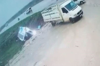Malatya Doğanşehir'de yolcu otobüsü şarampole devrildi: 3 ölü 22 yaralı
