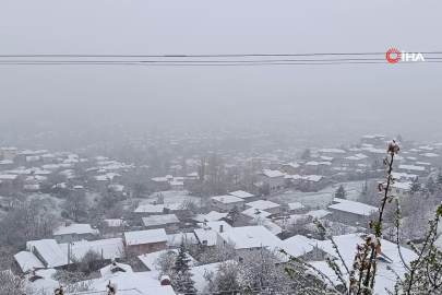 Pozantı'da Mayıs ayında kar sürprizi