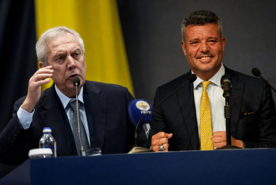 Aziz Yıldırım'dan Fenerbahçe'deki seçim iddialarına sert yalanlama: "Başkan belirleme misyonum yok"