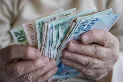 Emekli bayram ikramiyesi ödeme tarihleri 2026: Kurban Bayramı öncesi 4.000 TL ne zaman yatacak?