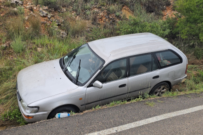 Kozan-Feke yolunda trafik kazası: Otomobil yoldan çıktı, 3 yaralı!