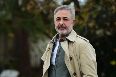 Mehmet Aslantuğ’un annesi hayatını kaybetti!