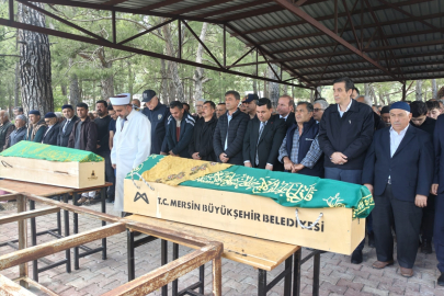 Mersin'de evde fenalaşmaları sonucu yaşamını yitiren 2 kardeşin cenazeleri defnedildi