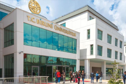 Saç beyazlaması neden olur? Uzman isim açıkladı: Genetik mi stres mi etkili, erken beyazlama neyin habercisi?