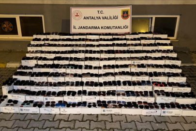 Jandarmadan "Gözlük" darbesi! Alanya’da 10 milyon TL’lik kaçak ürün yakalandı