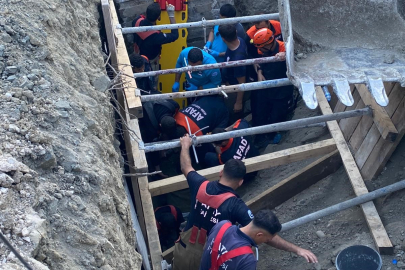 Hatay Defne'de şantiyede göçük! Toprak altında kalan işçi için seferberlik ilan edildi
