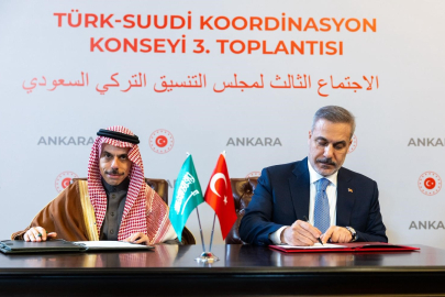 Türkiye ile Suudi Arabistan arasında vize muafiyeti anlaşması imzalandı