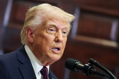 Trump düğmeye bastı: "İran’ın füze kapasitesini yerle bir edeceğiz"