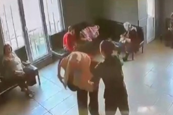 Beylikdüzü’nde yaşlı bakım merkezinde şiddet iddiası! Ortaya çıkan görüntüler tepki çekti