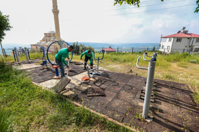 Mezitli Belediyesi park ve çocuk oyun alanlarını modernize ediyor