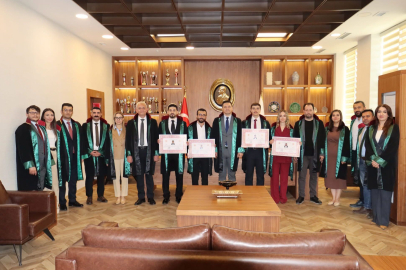 6 Genç avukat mesleğe ilk adımını attı