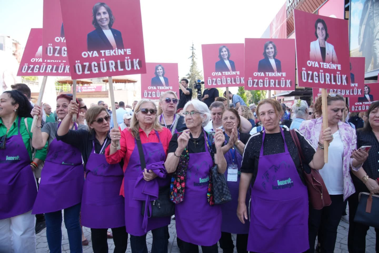 Seyhan Belediye Başkanı Oya Tekin için Adana'da miting 2