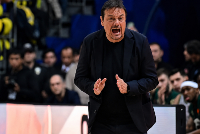 Valencia Panathinaikos serisinde denge sağlandı: Ergin Ataman'dan hakem tepkisi