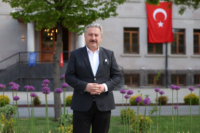 Kayseri Melikgazi Belediye Başkanı Palancıoğlu'ndan Anneler Günü mesajı
