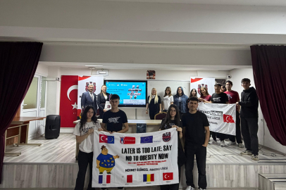 Mehmet Özöncel Anadolu Lisesi’nde TÜBİTAK söyleşisi: Sağlıklı yaşam ve spor bilimi masaya yatırıldı