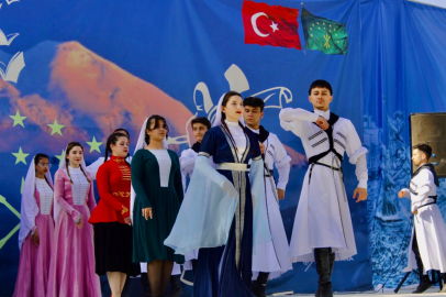 Adapınar’da Doğu Akdeniz Çerkes Şenliği coşkuyla gerçekleştirildi
