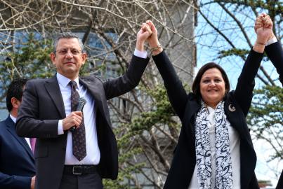 Afyonkarahisar Belediye Başkanı Burcu Köksal AK Parti saflarına katılıyor: CHP yönetiminden ihraç hamlesi