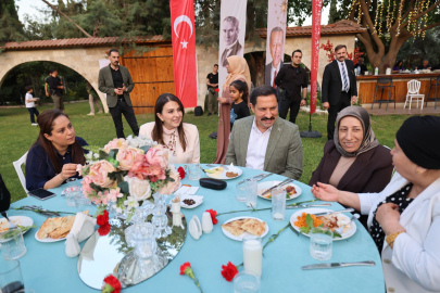 Hatay’da yüreklere dokunan buluşma: Vali Masatlı şehit ve depremzede anneleriyle bir arada