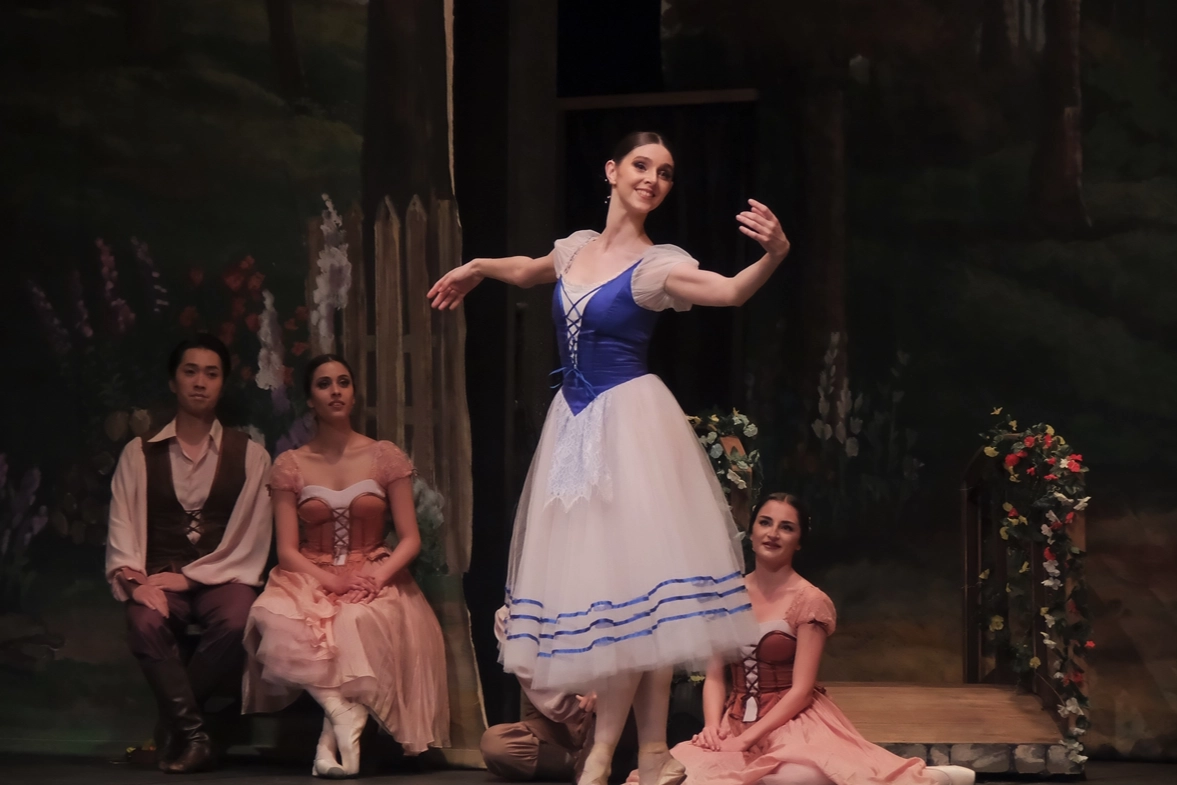 Mersin Kültür Yolu Festivali'nde "Giselle" balesi sahnelendi
