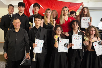 ÇÜ Devlet Konservatuvarı öğrencilerinden uluslararası başarı! 9 ödülle döndüler