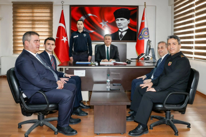 Adana Valisi Yavuz Aladağ’da yatırımlar ve hizmetleri masaya yatırdı