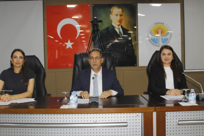 Adana Büyükşehir Belediye Meclisi’nde sokak ve cadde isim değişikliği gerginlik yarattı
