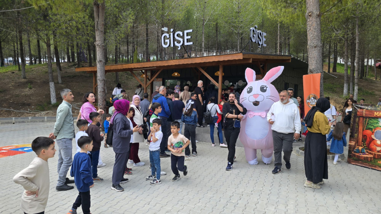 Adana Macera Parkı 19 Mayıs kutlamaları için kapılarını gençlere açıyor 6
