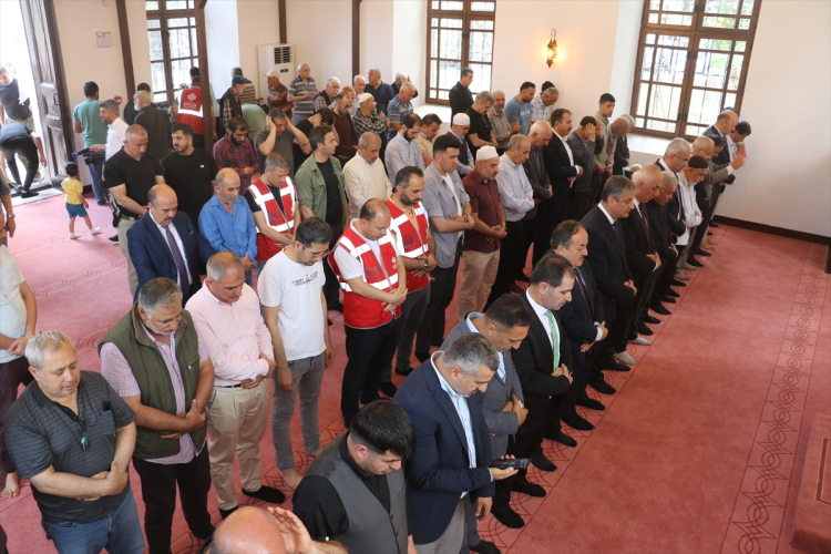 Adana Mestanzade Camisi ibadete açıldı 344 yıllık tarihi miras yeniden ayağa kalktı 4