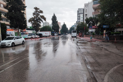 Meteoroloji'nin uyardığı Adana'da yağış başladı