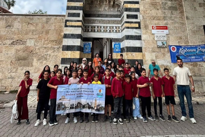 “Şehrimin Tarihini Tanıyorum” projesi ile Adana’nın kültürel değerleri öğrencilere tanıtılıyor