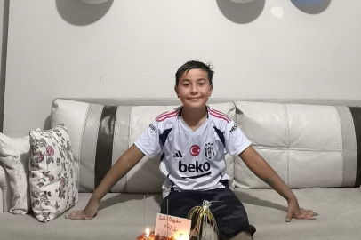 Kahramanmaraş'ta okul saldırısında ağır yaralanan Mustafa gözlerini açtı