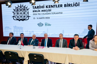 Niğde’ye Ankara’dan büyük gurur: Belediye Başkanı Emrah Özdemir Encümen Üyeliğine seçildi