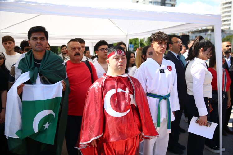 Osmaniye’de öğrencilerden spor gösterileri