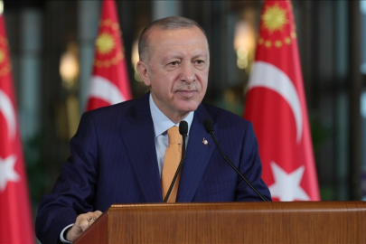 Cumhurbaşkanı Erdoğan’dan 19 Mayıs mesajı! “Tüm gençlerimizin bayramını tebrik ediyorum”