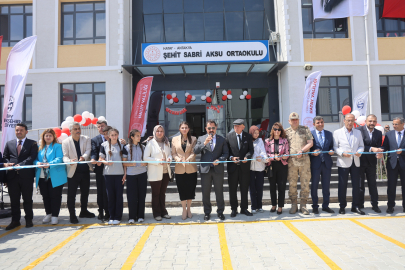 Hatay'da deprem sonrası 237. okul açıldı: Şehit Pilot Sabri Aksu'nun ismi Dikmece'de yaşayacak