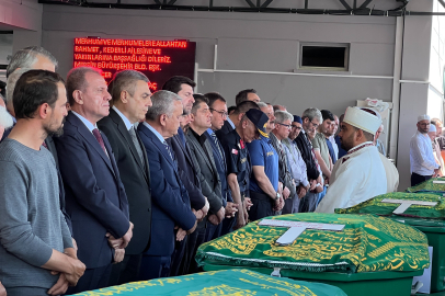 Mersin'deki vahşette hayatını kaybedenlerin cenaze namazı kılındı