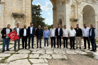 Nihal Ağca Anavarza’da gençlerle buluştu