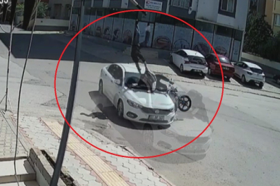 Reyhanlı’da akılalmaz kaza: Otomobile ok gibi saplanan motosikletteki 2 kişi havaya uçtu