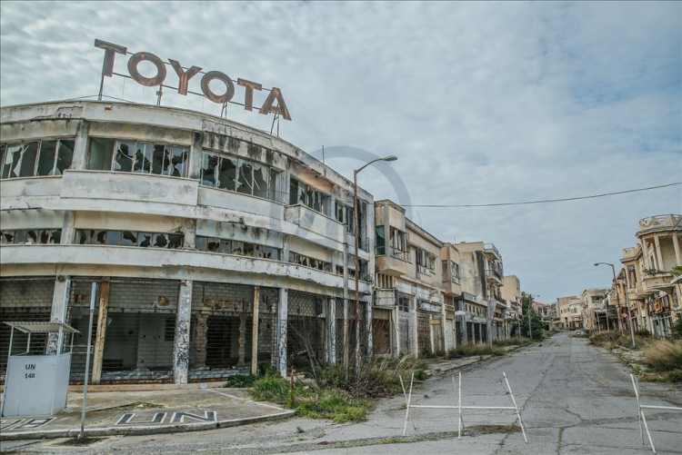 Maraş Mahallesi (Hayalet Şehir)